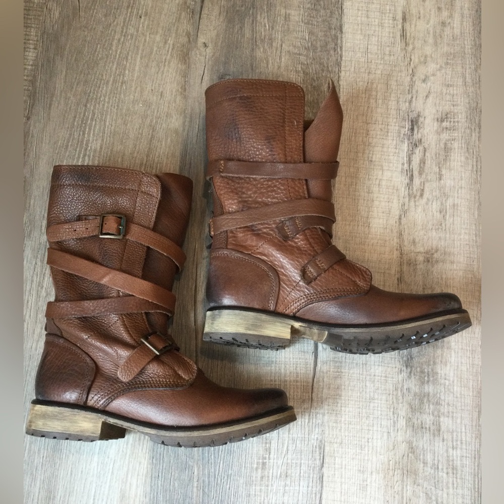 LAST CHANCE- Steve Madden Banddit Genuine Leather Mid-Calf Boots